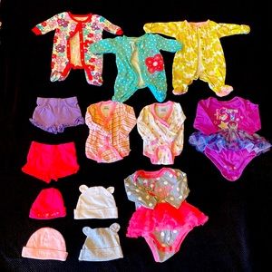 Lot of 13 girls items sizes newborn and 0 to 3 months